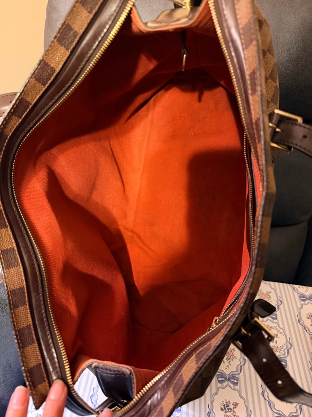 Louis Vuitton Brown Damier Ebene Large Chelsea Tote - Picture 11 of 17